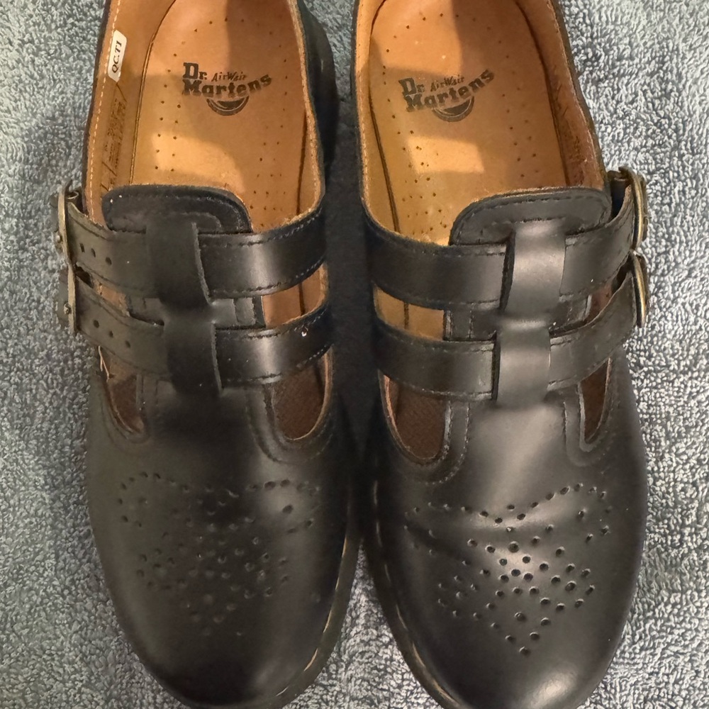 Dr. Martens Black Mary Jane’s 8065 - Picture 4 of 8